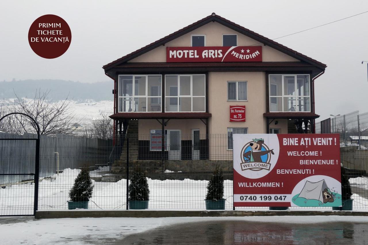 Motel Aris Meridian Piatra Neamt Exterior photo